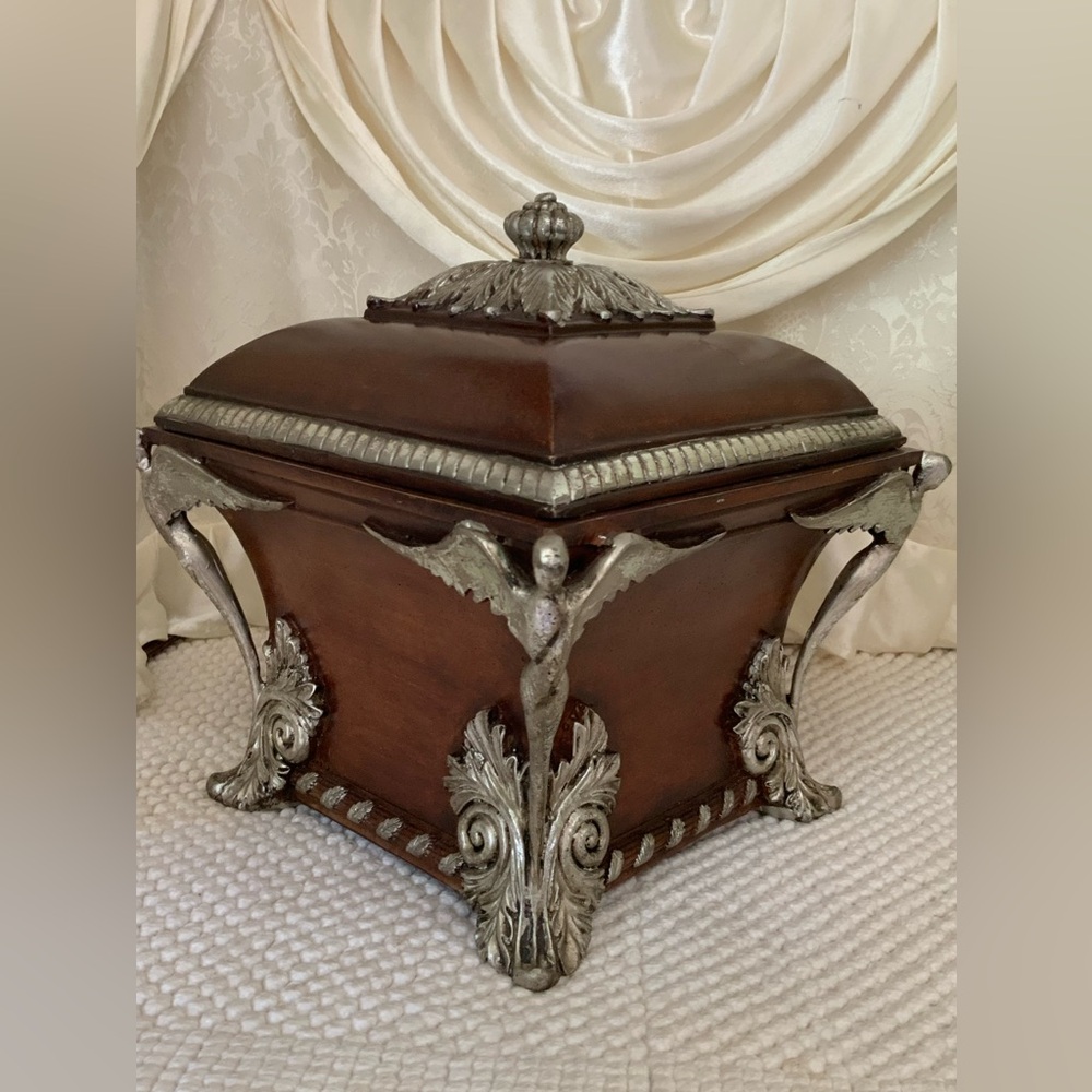 Chest /Box by Lavaggi